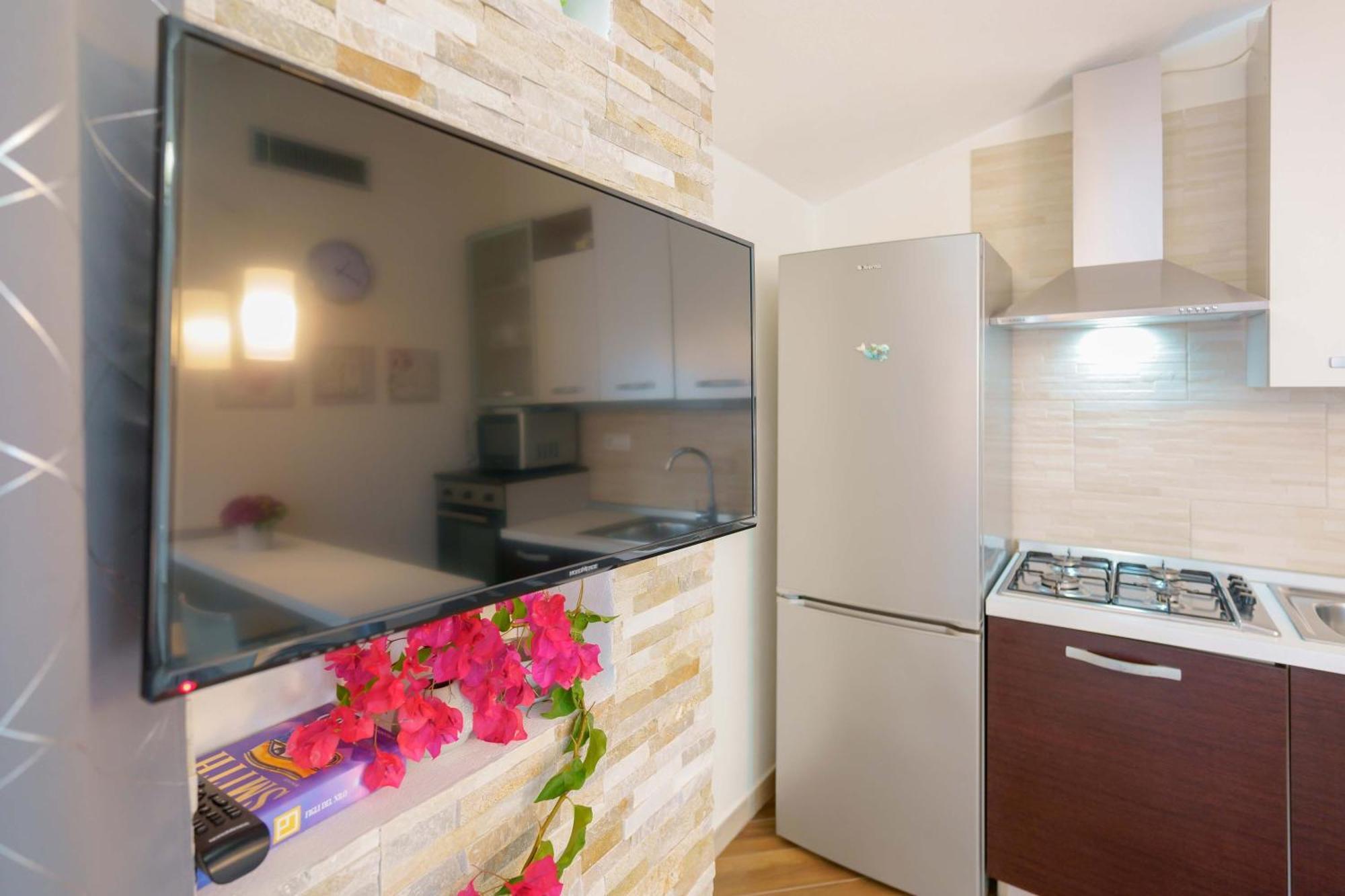 Exclusive Use Swimming Pool Available From June To September Cagliari Eksteriør billede