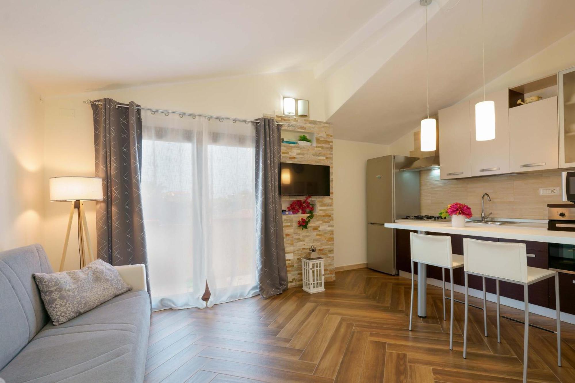 Exclusive Use Swimming Pool Available From June To September Cagliari Eksteriør billede